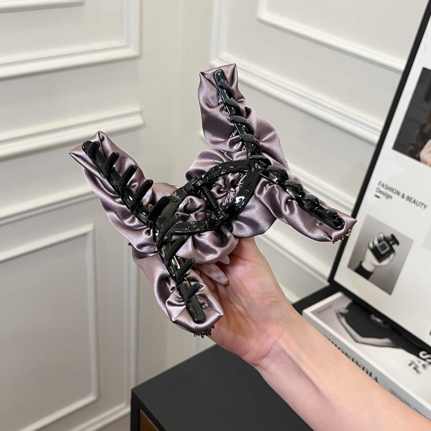 Elegant Pleated Hair Claw Clip Everyday Hair Accessory