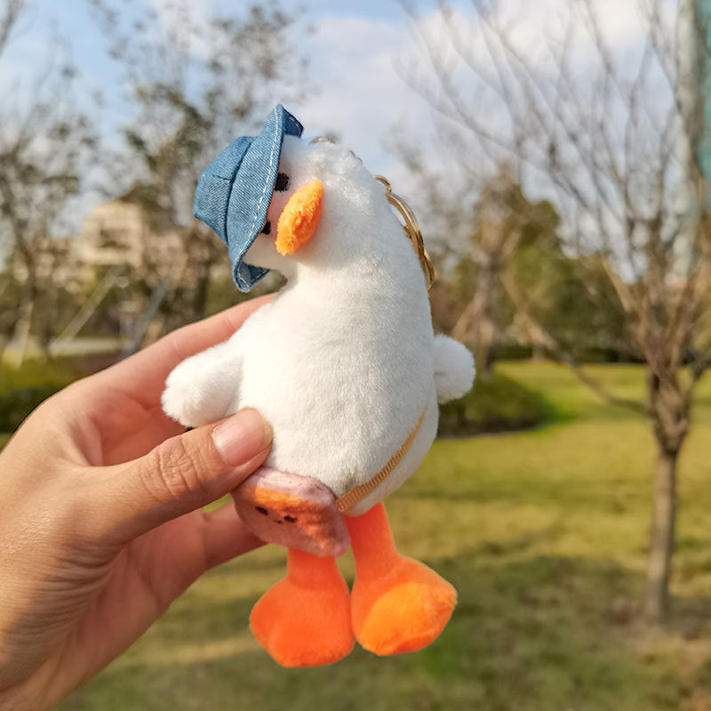 Tilt-Head Duck Plush Keychain – Mini Stuffed Animal Bag Charm