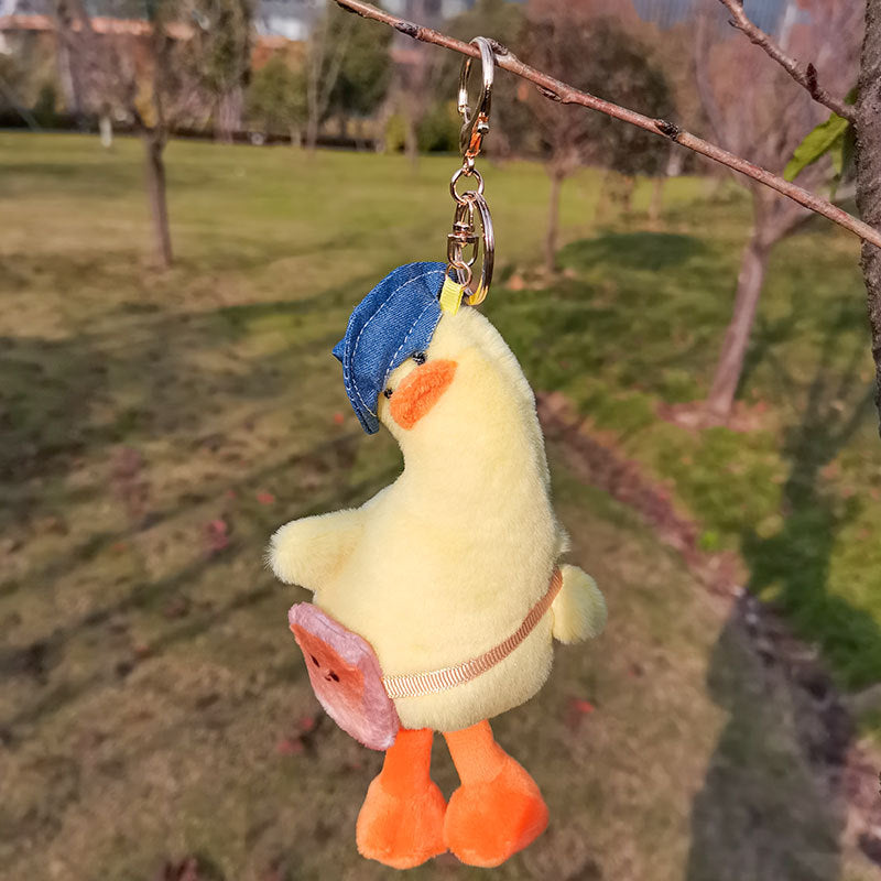 Tilt-Head Duck Plush Keychain – Mini Stuffed Animal Bag Charm