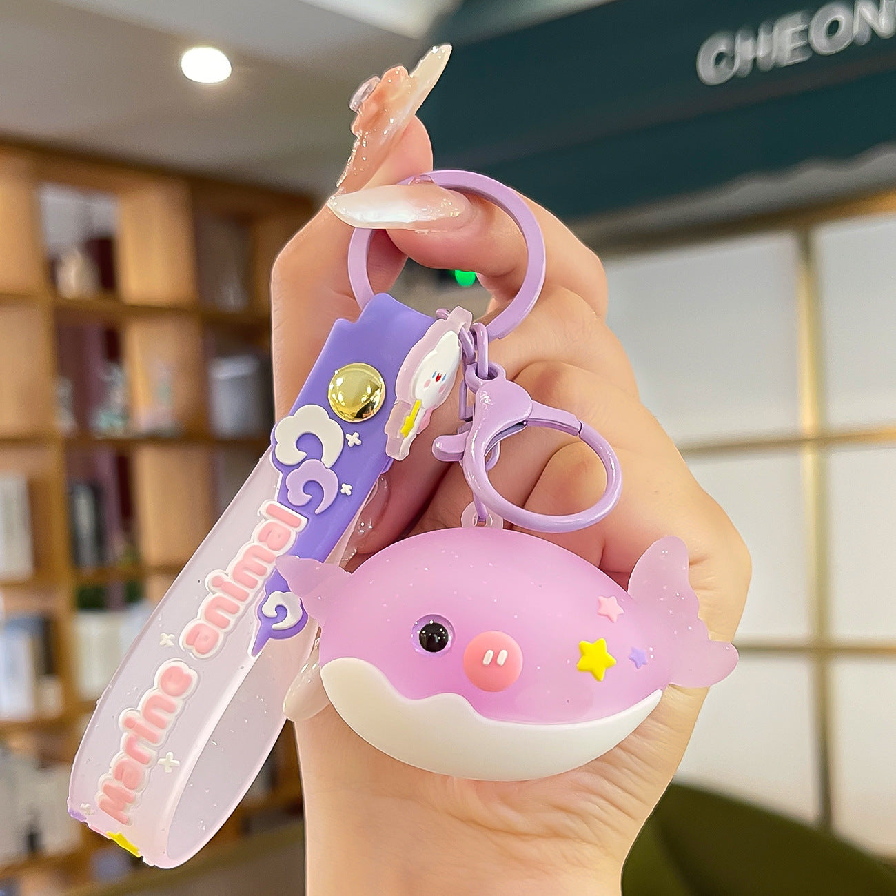 Cute Whale PVC Keychain – Kawaii Ocean Animal Rubber Bag Charm with Wrist Strap